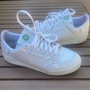 ADIDAS CLASSIC WHITE SNEAK WITH SPECKLED SOLE AND DECONSTRUCTED TONGUE